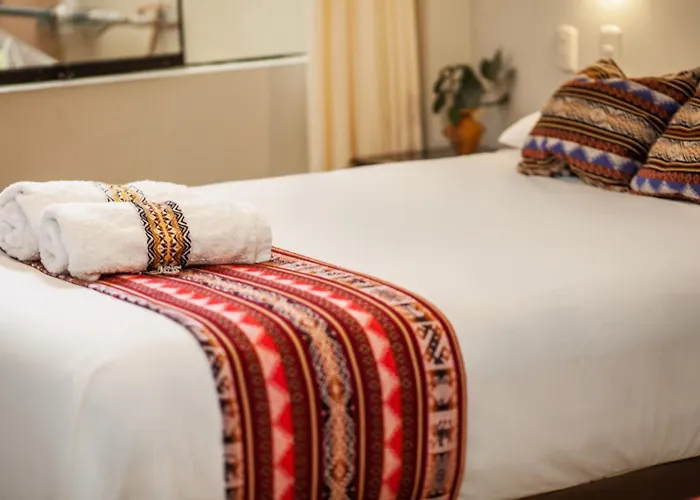 Rumiqolqa Hotel